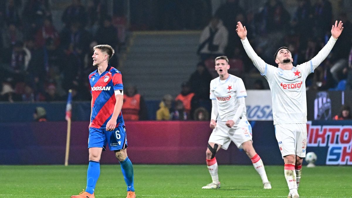 Strnadova Plzeň vs. Tykačova Slavia. Osm gólů a výhra hostů